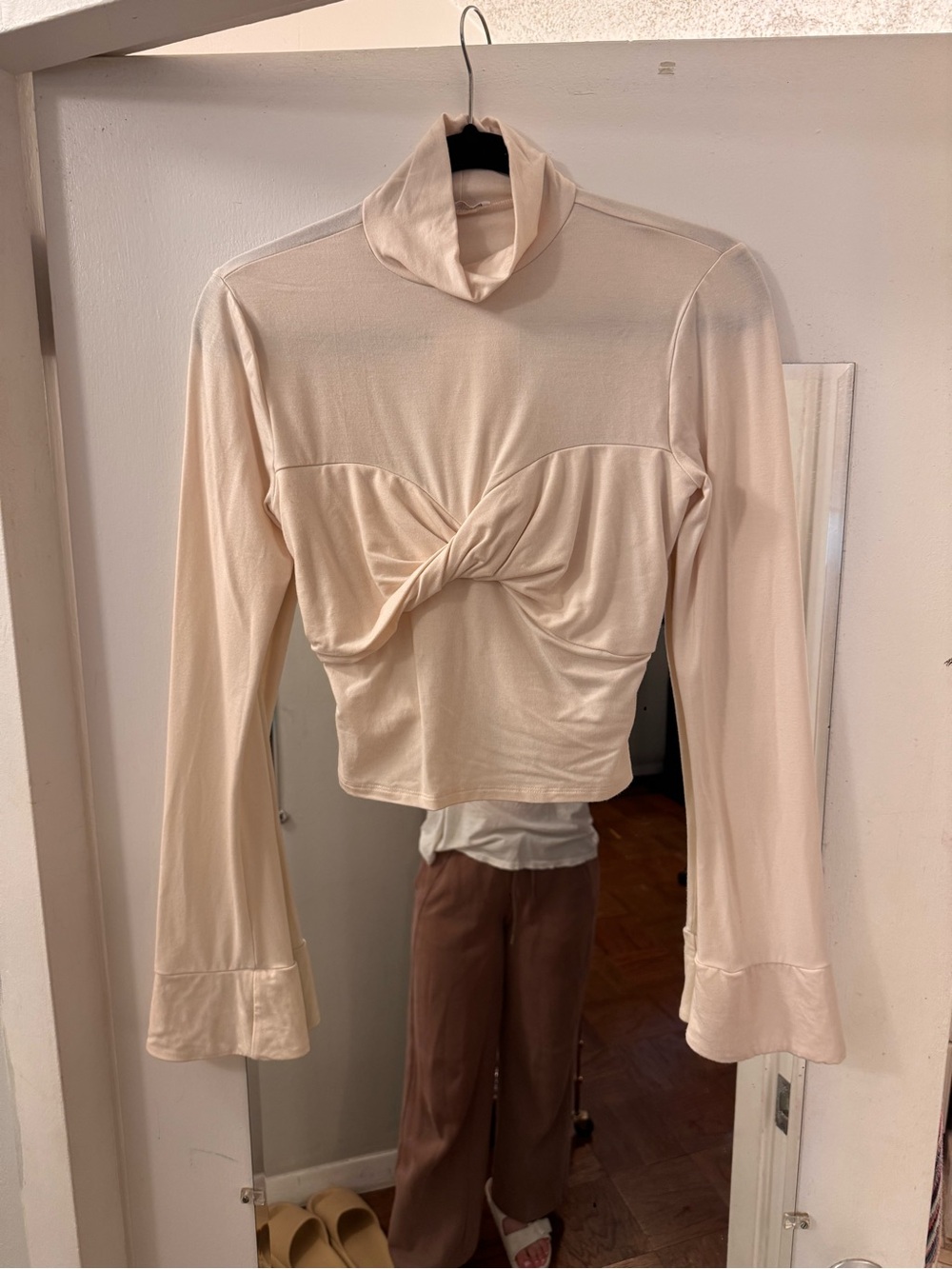 Reformation Cream Twist-Front Long-Sleeve Crop Top